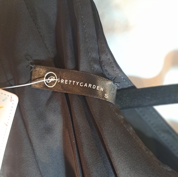 Pretty Garden Dress Satin One Shoulder Black Draped Midi Size S - Picture 3 of 3